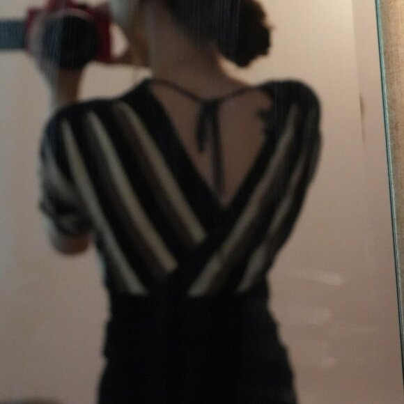 Y2K Vintage Le Château XS Knit Striped Batwing Top – Tie Back - Picture 5 of 5